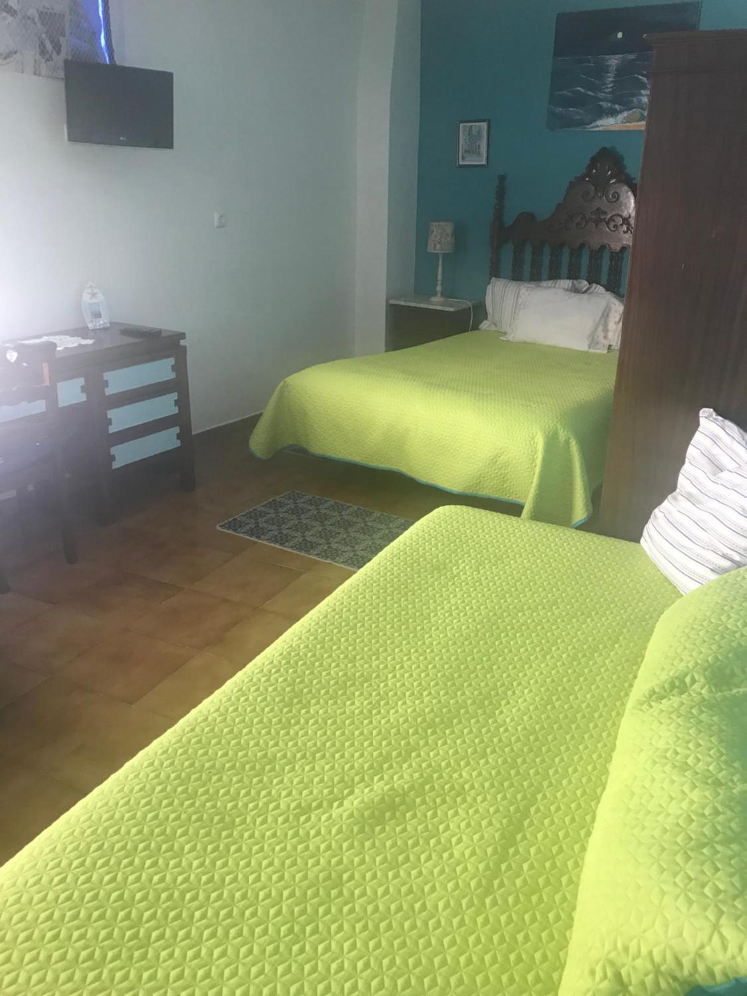 Hospedaria Bernardo Ericeira Buitenkant foto
