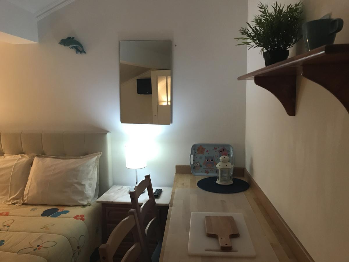 Hospedaria Bernardo Ericeira Buitenkant foto